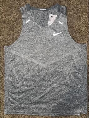 Nike Rise 365 Men's Dri-FIT Running Tank Sample